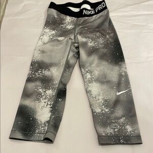 Nike Gray Athletic Bottoms capri